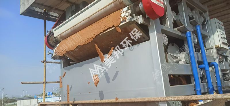 美邦帶式壓濾機處理打樁泥漿脫水 美邦帶式壓濾機處理打樁泥漿脫水